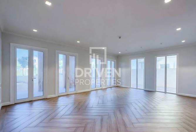 103253185 - Property Image 2