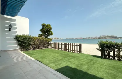 Villa - 5 Bedrooms - 6 Bathrooms for rent in Palma Residences - Palm Jumeirah - Dubai