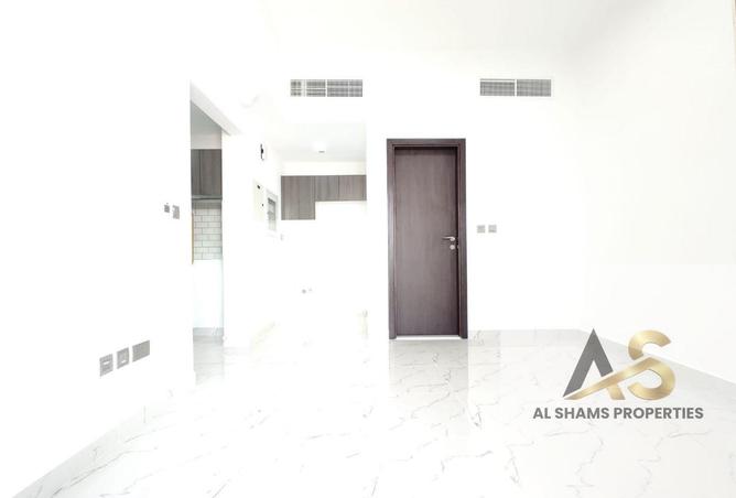 96967287 - صورة العقار 3