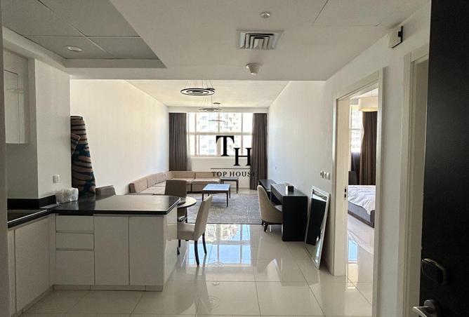 104125836 - Property Image 3