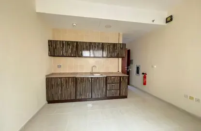 Apartment - Studio - 1 Bathroom for rent in Fire Station Road - Muwaileh - Sharjah