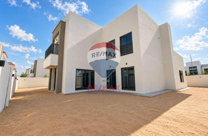 Villa - 5 - 7+ for sale in Fay Alreeman - Al Shamkha - Abu Dhabi Villa - 5 - 7+ for sale in Fay Alreeman - Al Shamkha - Abu Dhabi