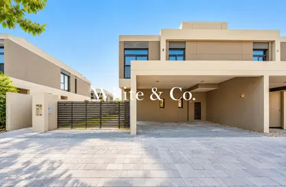 Villa - 5 Bedrooms - 6 Bathrooms for sale in South Bay 2 - South Bay - Residential District - Dubai South (Dubai World Central) - Dubai