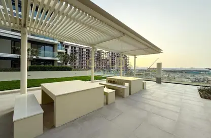 Apartment - 2 Bedrooms - 2 Bathrooms for rent in Seagate Building 1 - Seagate - Mina Rashid - Dubai