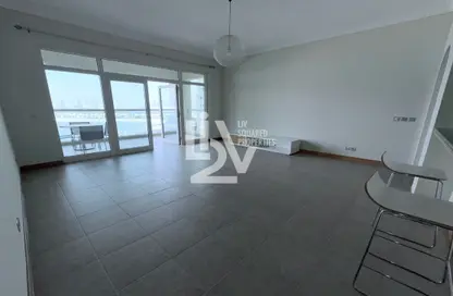 Apartment - 4 Bedrooms - 4 Bathrooms for rent in Al Das - Shoreline Apartments - Palm Jumeirah - Dubai
