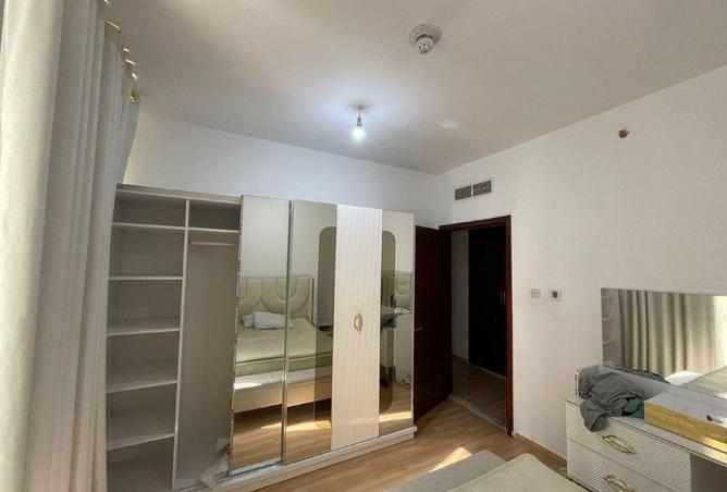 2BR Al Majaz 3 with parking