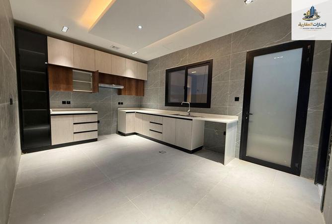 69890502 - Property Image 3