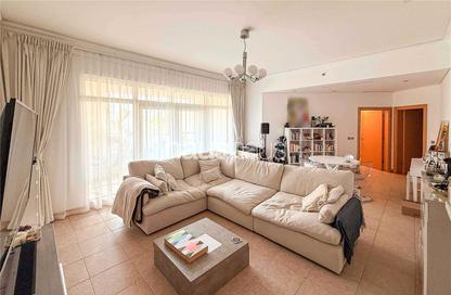 Apartment - 2 Bedrooms - 4 Bathrooms for rent in Al Khudrawi - Shoreline Apartments - Palm Jumeirah - Dubai