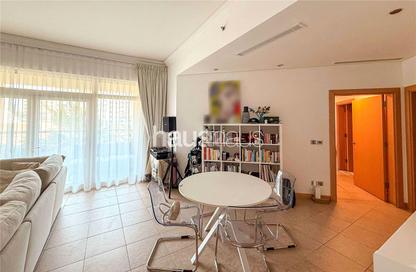 Apartment - 2 Bedrooms - 4 Bathrooms for rent in Al Khudrawi - Shoreline Apartments - Palm Jumeirah - Dubai
