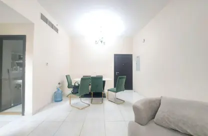 شقة - 2 غرف نوم - 3 حمامات للايجار في بناية كناري - النهدة 1 - النهدة - دبي - دبي