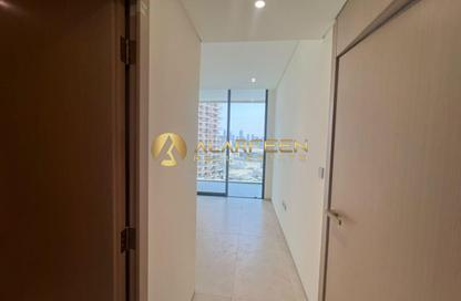 Apartment - 1 - 2 for rent in Binghatti Pinnacle - Dubai Healthcare City 2 - Al Jaddaf - Dubai