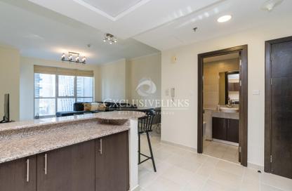 Apartment - 1 Bedroom - 1 Bathroom for rent in The Torch - Dubai Marina - Dubai