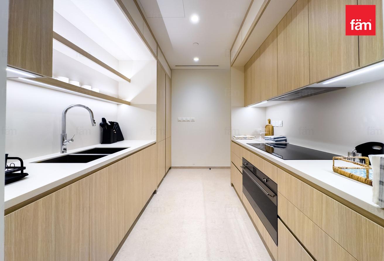 Prime Location | Canal View | Ultra Luxury photo 5