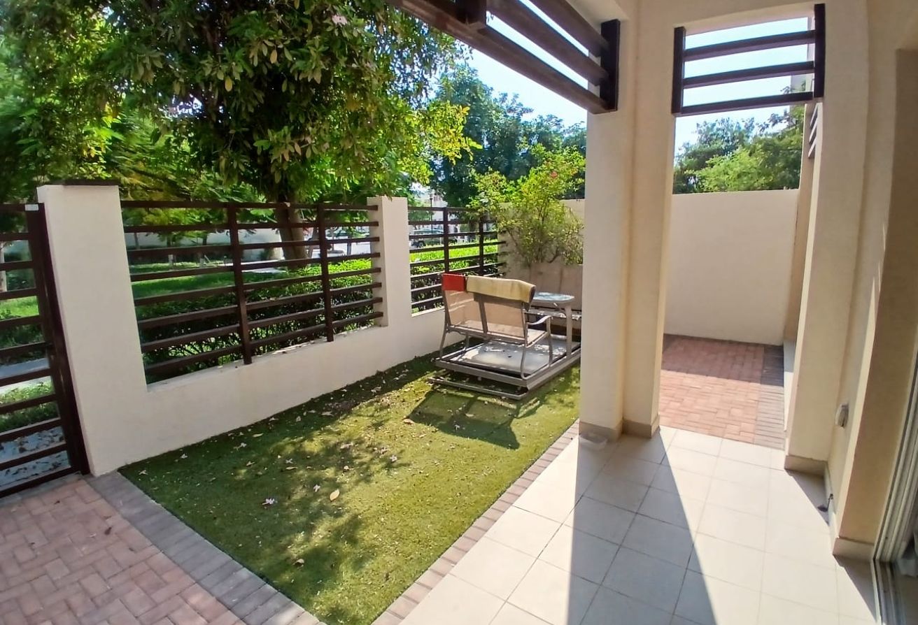 3 BR Villa in Mina Al Arab with Private Garden