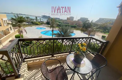 شقة - غرفة نوم - 2 حمامات للايجار في كهرمان - باب البحر - جزيرة المرجان - رأس الخيمة