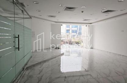 Shop - Studio for rent in Al Hanaa Centre - Al Jafiliya - Dubai
