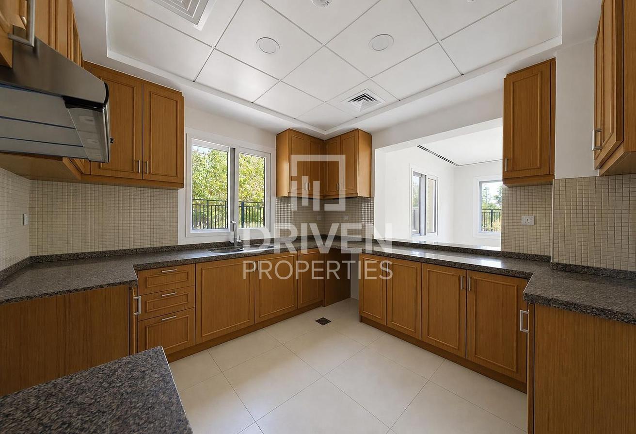 Park View | Best Location | Well Maintained photo 15