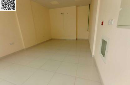 Shop - Studio for rent in Al Rawda 1 - Al Rawda - Ajman