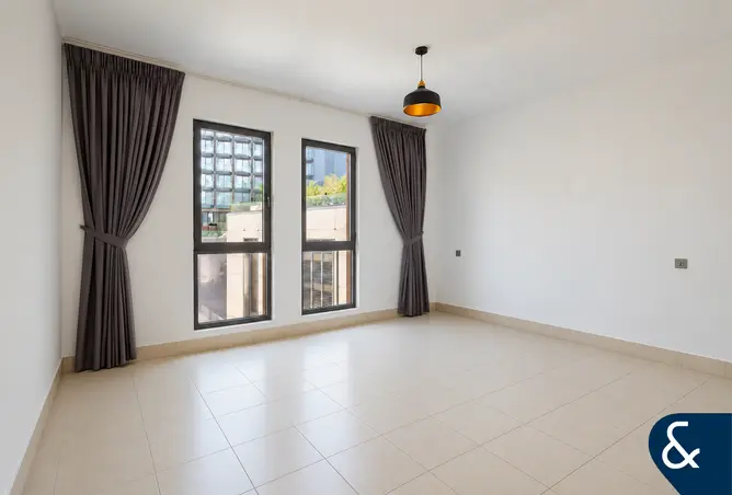 141913688 - Property Image 3