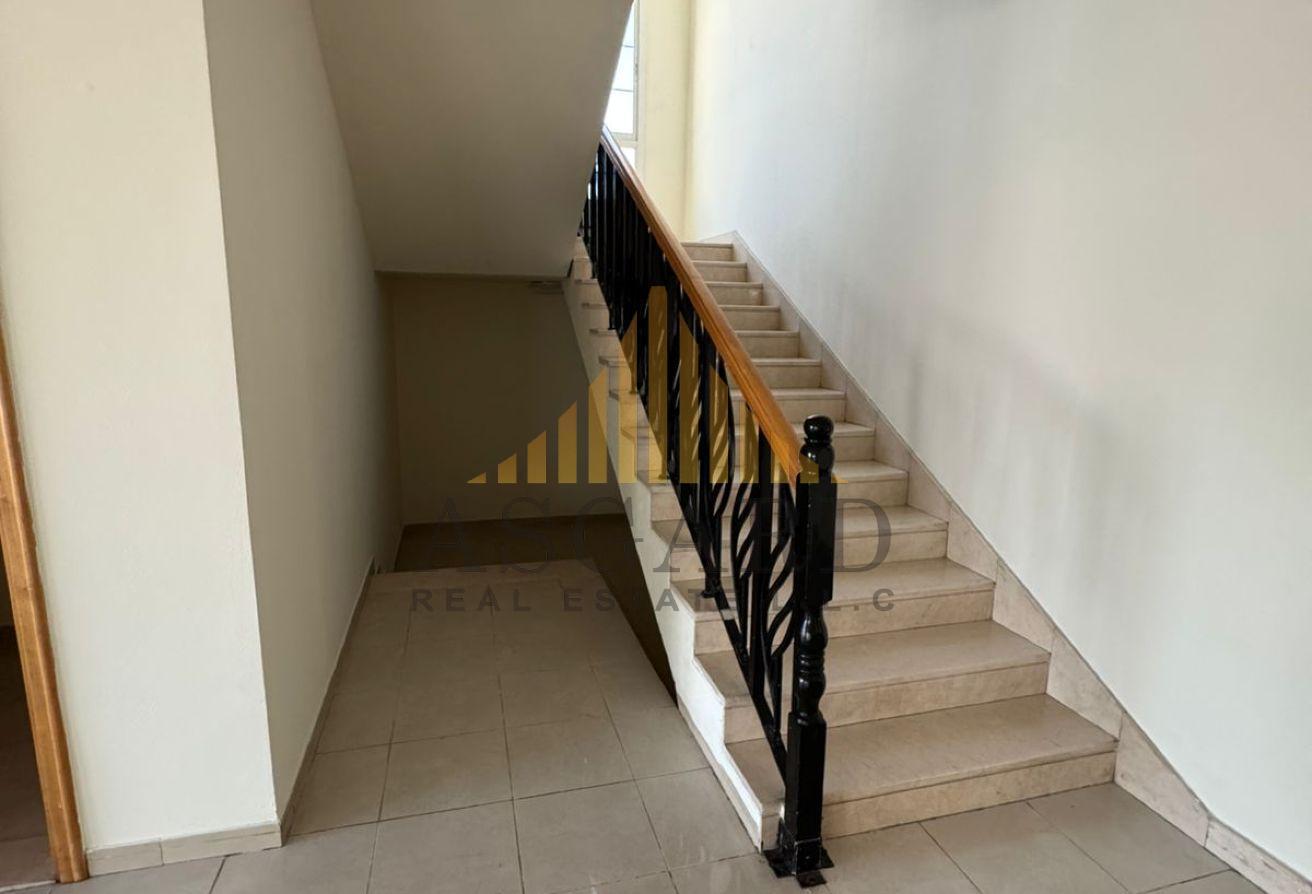 Ready to Move | Spacious 5BR | Independent Villa photo 17