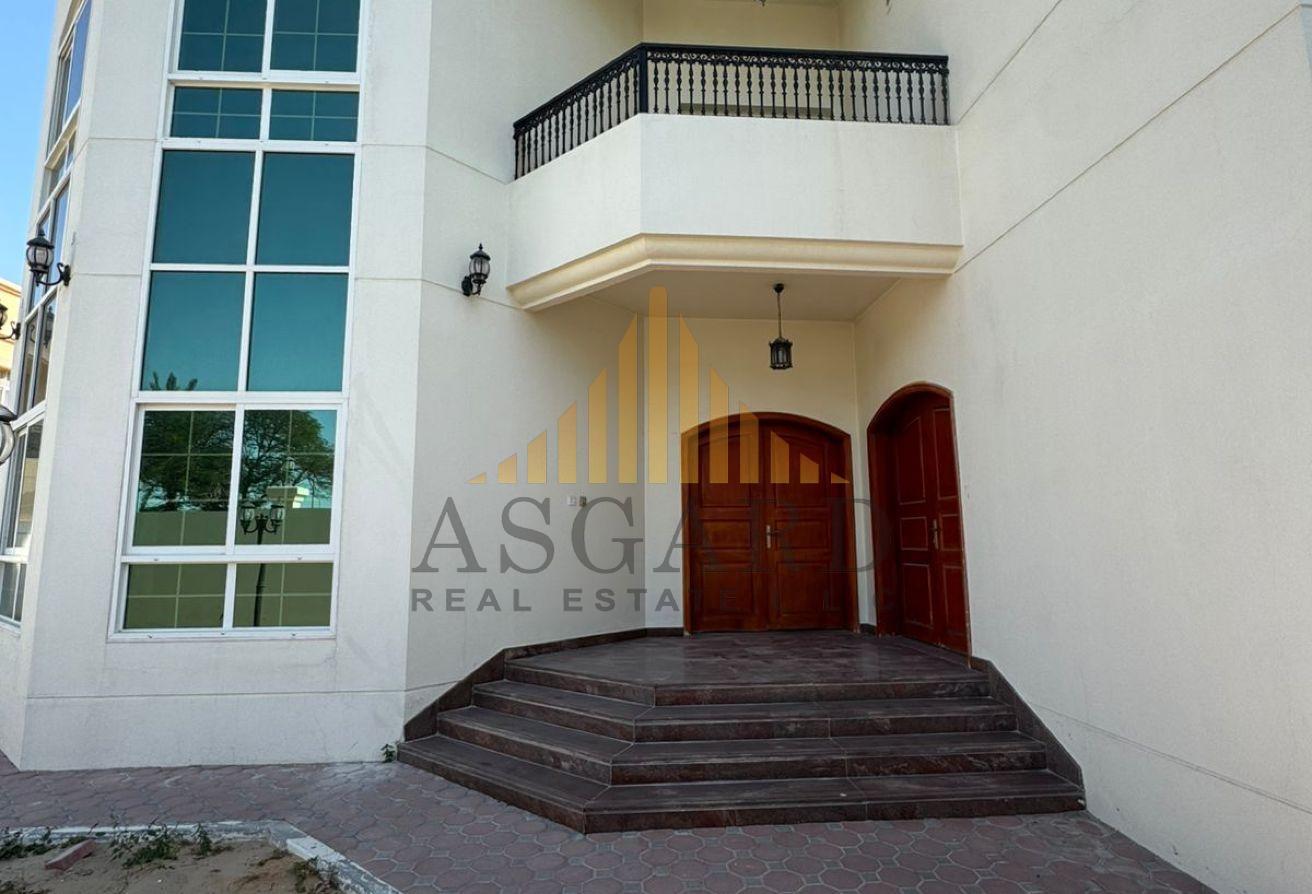 Ready to Move | Spacious 5BR | Independent Villa photo 4