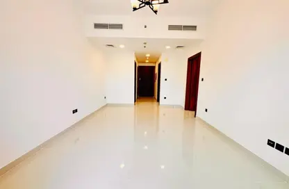 شقة - غرفة نوم - 2 حمامات للايجار في جداف فيوز - الجداف - دبي