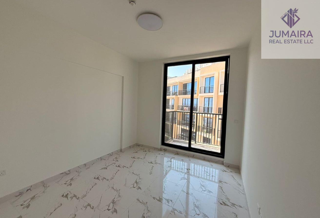 Brand new Apartment for Sale Full Pool View