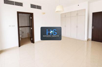 Apartment - 2 Bedrooms - 2 Bathrooms for rent in La Riviera - Dubai Marina - Dubai