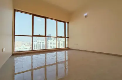 Apartment - 2 Bedrooms - 3 Bathrooms for rent in Airport Road - Abu Dhabi