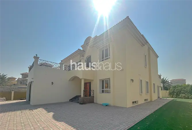 123833929 - Property Image 3