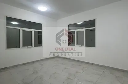 Apartment - 2 Bedrooms - 2 Bathrooms for rent in Al Kuwaitat - Central District - Al Ain