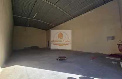 مستودع - استوديو للايجار في أم الثعوب - أم القيوين