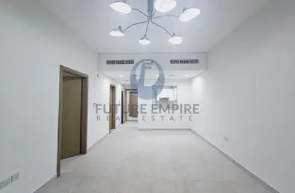 Apartment - 1 Bedroom - 2 Bathrooms for rent in Al Nasr Central Building - Oud Metha - Bur Dubai - Dubai