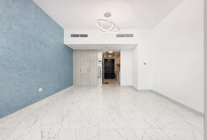 125653737 - Property Image 3
