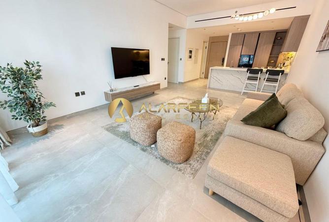 98708703 - Property Image 2