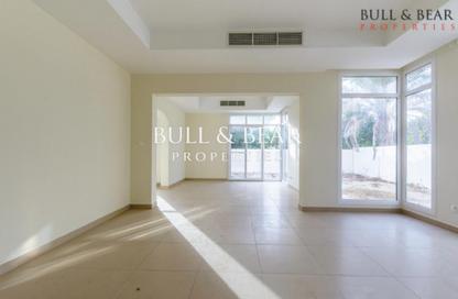 Villa - 4 - 5 for rent in Falcon City of Wonders - Dubai