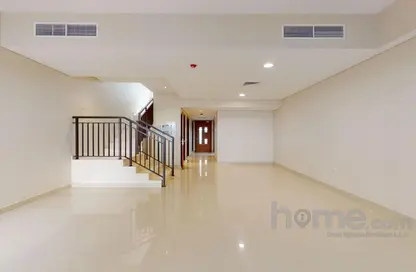 تاون هاوس - 3 غرف نوم - 4 حمامات للايجار في فيلات أرينكو - منطقة 14 - قرية جميرا الدائرية - دبي