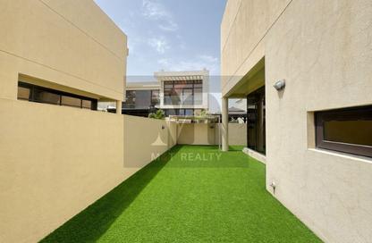 Townhouse - 3 Bedrooms - 5 Bathrooms for sale in Phoenix - DAMAC Hills - Dubai