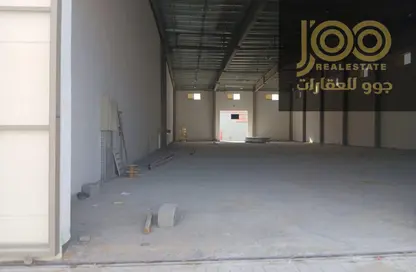 Warehouse - Studio - 1 Bathroom for rent in Umm Al Thuoob - Umm Al Quwain