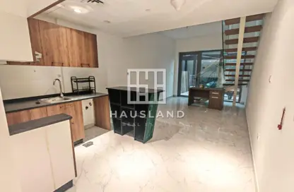 Duplex - 2 Bedrooms - 3 Bathrooms for sale in Oasis 1 - Oasis Residences - Masdar City - Abu Dhabi