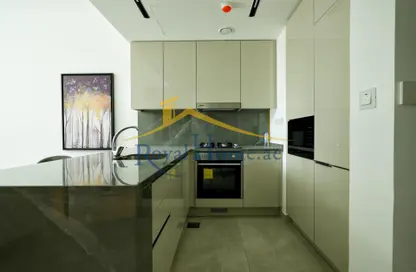 شقة - غرفة نوم - 1 حمام للايجار في زا باراجون لآي جي او - الخليج التجاري - دبي