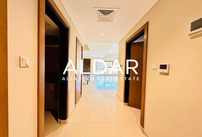 137438408 - Property Image 3