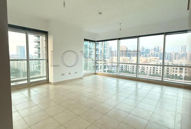 54932702 - Property Image 3