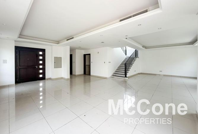 79417968 - Property Image 2