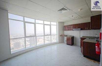 Apartment - 1 - 1 for rent in RAK Tower - Al Seer - Ras Al Khaimah