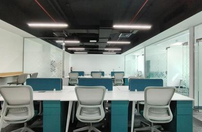 Office Space - 3 Bedrooms for rent in Wafra Commercial Tower - Najmat Abu Dhabi - Al Reem Island - Abu Dhabi