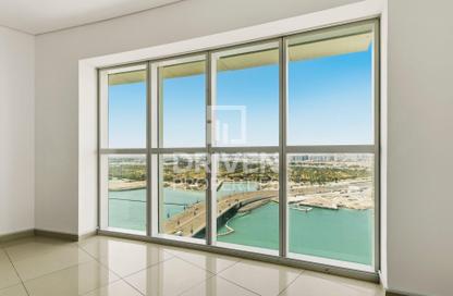 Apartment - 2 Bedrooms - 3 Bathrooms for rent in RAK Tower - Marina Square - Al Reem Island - Abu Dhabi