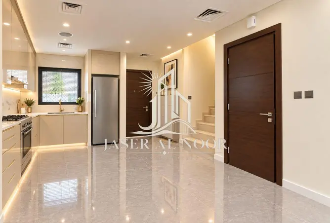 152823007 - Property Image 3