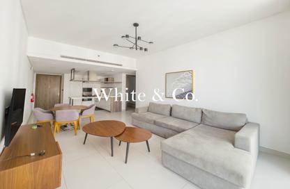 Apartment - 2 - 3 for rent in Soho Palm Jumeirah - Palm Jumeirah - Dubai Apartment - 2 - 3 for rent in Soho Palm Jumeirah - Palm Jumeirah - Dubai