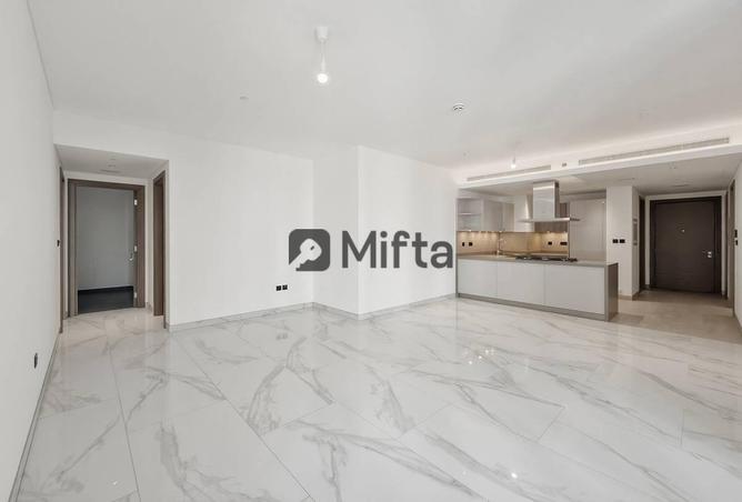 2.5% Commission | 2 Bedrooms + Maid's + Storage